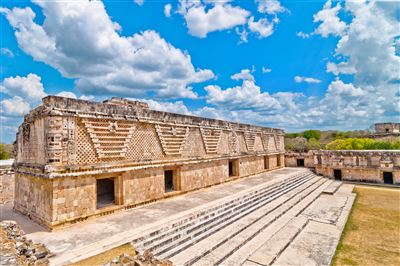Mexiko Halbinsel Yucatan Uxmal Gouverneurspalast